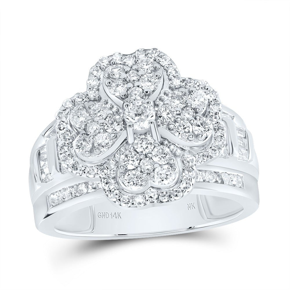14K White Gold Diamond Fashion Heart Clover Ring 1 3/8 Cttw - Splendid Jewellery