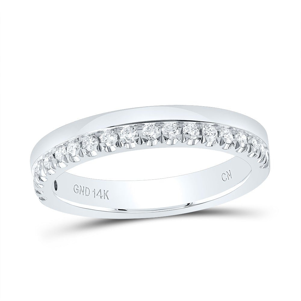 14K White Gold Round Diamond Women's Wedding Band Ring 1/5 Cttw - Splendid Jewellery