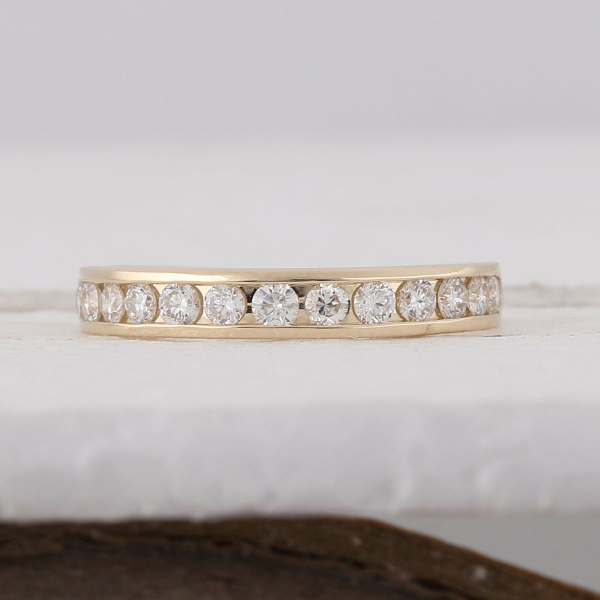 14K Yellow Gold Round Diamond Women's Wedding Single Row Band 1/2 Cttw - Splendid Jewellery