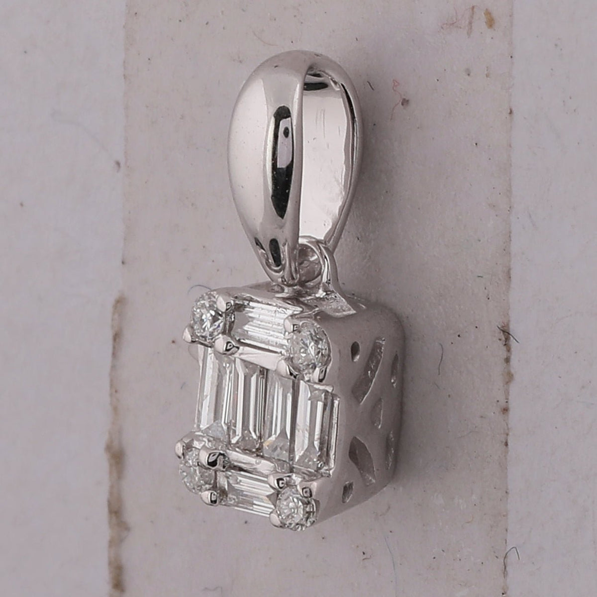 14K White Gold Baguette Diamond Womens Baguette Fashion Cluster Pendant 1/8 Cttw - Splendid Jewellery