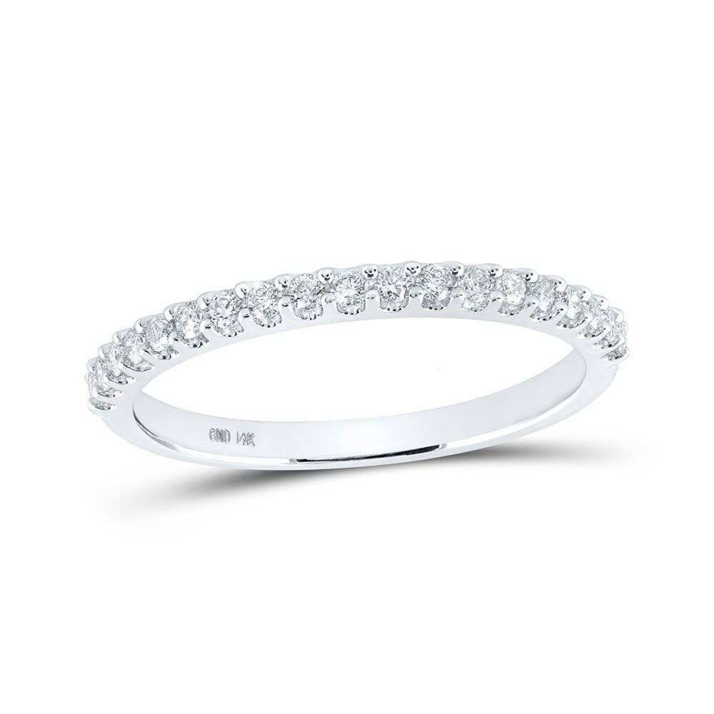 Radiant Love: 14kt White Gold Diamond Wedding Band - Splendid Jewellery