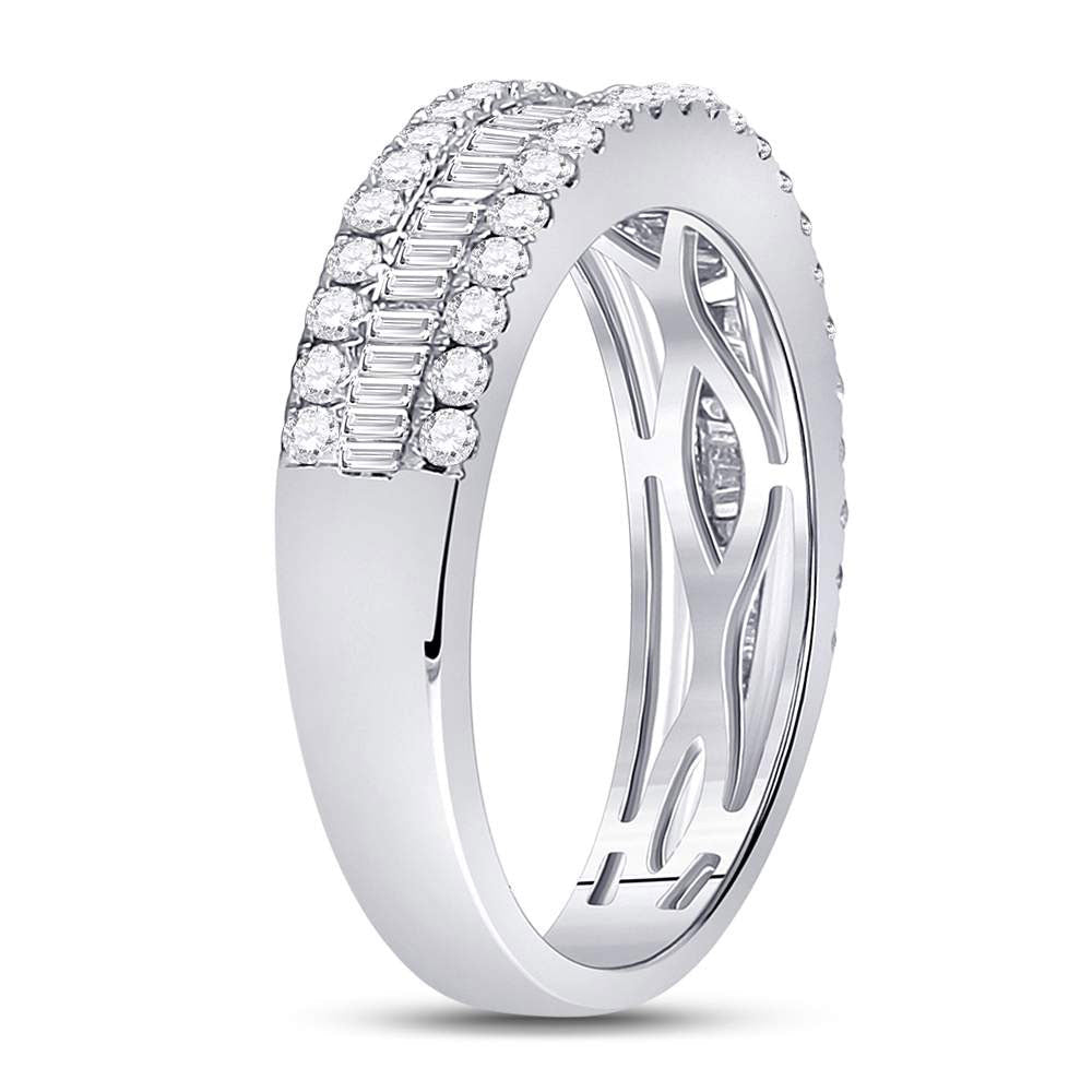 14kt White Gold Baguette and Round Diamond Fashion Anniversary Ring - A Timeless Sparkle - Splendid Jewellery