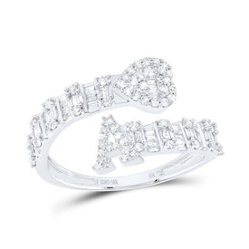 10K White Gold Diamond Fashion Initial 