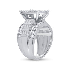 Load image into Gallery viewer, 10K White Gold Round Diamond Cluster Bridal Engagement 3 Cttw - Splendid Jewellery