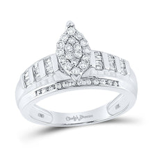 Load image into Gallery viewer, 10K White Gold Round Diamond Designer Ring 1/2 Cttw - Splendid Jewellery