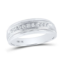 Load image into Gallery viewer, 10K White Gold Round Diamond Men's Single Row Milgrain Wedding Band Ring 1/4 Cttw - Splendid Jewellery