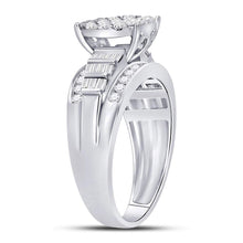 Load image into Gallery viewer, 10K White Gold Round Diamond Women's Cluster Bridal Wedding Engagement Ring 1 Cttw - Splendid Jewellery