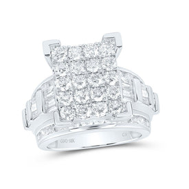 10K White Gold Round Diamond Women's Cluster Bridal Wedding Engagement Ring 3 Cttw - Splendid Jewellery