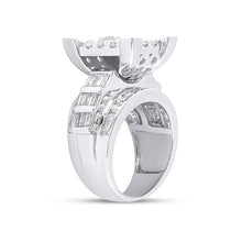 Load image into Gallery viewer, 10K White Gold Round Diamond Women's Cluster Bridal Wedding Engagement Ring 3 Cttw - Splendid Jewellery