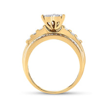 Load image into Gallery viewer, 10K Yellow Gold Round Diamond Heart Ring 1/2 Cttw - Splendid Jewellery
