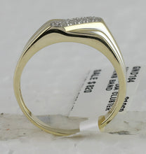 Load image into Gallery viewer, 10K Yellow Gold Round Diamond Mens Band Ring 1/10 Cttw - Splendid Jewellery