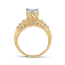 Load image into Gallery viewer, 10K Yellow Gold Round Diamond Women's Cluster Bridal Wedding Engagement Ring 1/2 Cttw - Splendid Jewellery