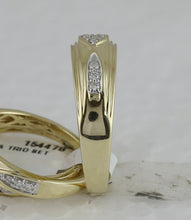 Load image into Gallery viewer, 10kt Radiant Love Diamond Wedding Set - A Captivating Celebration of Eternal Love Side view from the 10Kt Yellow Gold His Hers Princess Diamond Square Matching Wedding Set 5 8 Cttwpin284439 collection by Splendid Jewellery