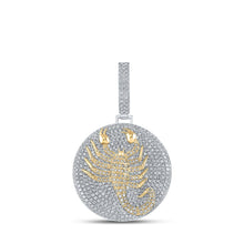 Load image into Gallery viewer, 10kt White Gold Men's Round Diamond Scorpion Circle Charm Pendant - 7 - 1/3 Cttw - Splendid Jewellery