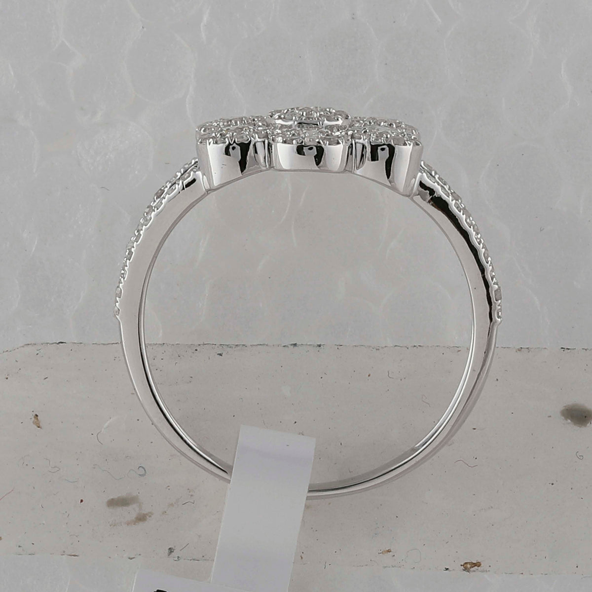 10kt White Gold Womens Round Diamond Cluster Ring - Mesmerizing Brilliance and Elegance - Splendid Jewellery