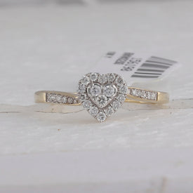 10kt Yellow Gold Heart - Shaped Diamond Ring: A Mesmerizing Symbol of Love and Elegance - Splendid Jewellery