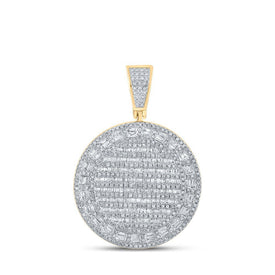 10kt Yellow Gold Men's Baguette and Round Diamond Circle Charm Pendant - 2 Cttw - Splendid Jewellery