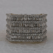 Load image into Gallery viewer, 10kt Yellow Gold Men&#39;s Baguette Diamond Flat Top Fashion Ring - 3 Cttw | Splendid Jewellery Front view from the 10Kt Yellow Gold Mens Baguette Diamond Flat Top Fashion Ring 3 Cttwpin284514 collection by Splendid Jewellery