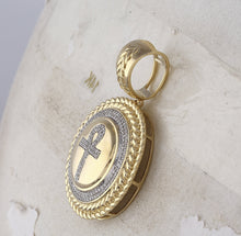 Load image into Gallery viewer, 10kt Yellow Gold Men&#39;s Diamond Ankh Circle Charm Pendant - 1/2 Cttw | Splendid Jewellery Side 2 view from the 10Kt Yellow Gold Mens Round Diamond Ankh Circle Charm Pendant 1 2 Cttwpin287420 collection by Splendid Jewellery