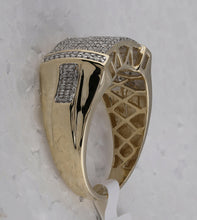 Load image into Gallery viewer, 10kt Yellow Gold Men's Round Diamond Cluster Statement Ring - 1/2 Cttw | Splendid Jewellery - Splendid Jewellery