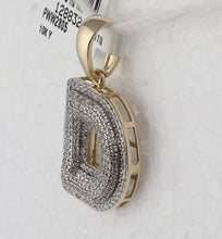 Load image into Gallery viewer, 10kt Yellow Gold Men's Round Diamond Initial D Letter Charm Pendant - 5/8 Cttw | Splendid Jewellery - Splendid Jewellery