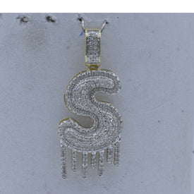 10kt Yellow Gold Men's Round Diamond S Drip Letter Charm Pendant 5/8 Cttw product Side View from Splendid Jewellery