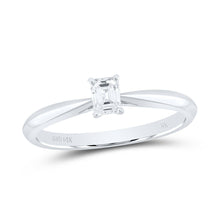 Load image into Gallery viewer, 14K White Gold Diamond I1 Ij Emerlad Solitaire Ring 1/4 Cttw - Splendid Jewellery