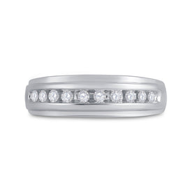 14K White Gold Round Diamond Men's Single Row Grooved Wedding Band Ring 1/4 Cttw - Splendid Jewellery