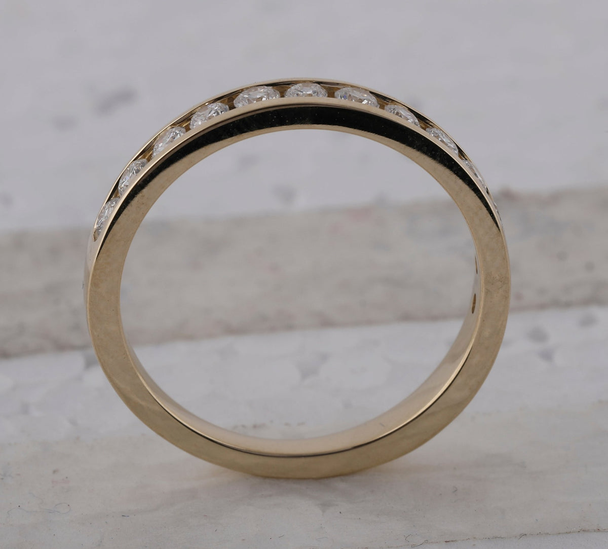 14K Yellow Gold Round Diamond Women's Wedding Single Row Band 1/2 Cttw - Splendid Jewellery