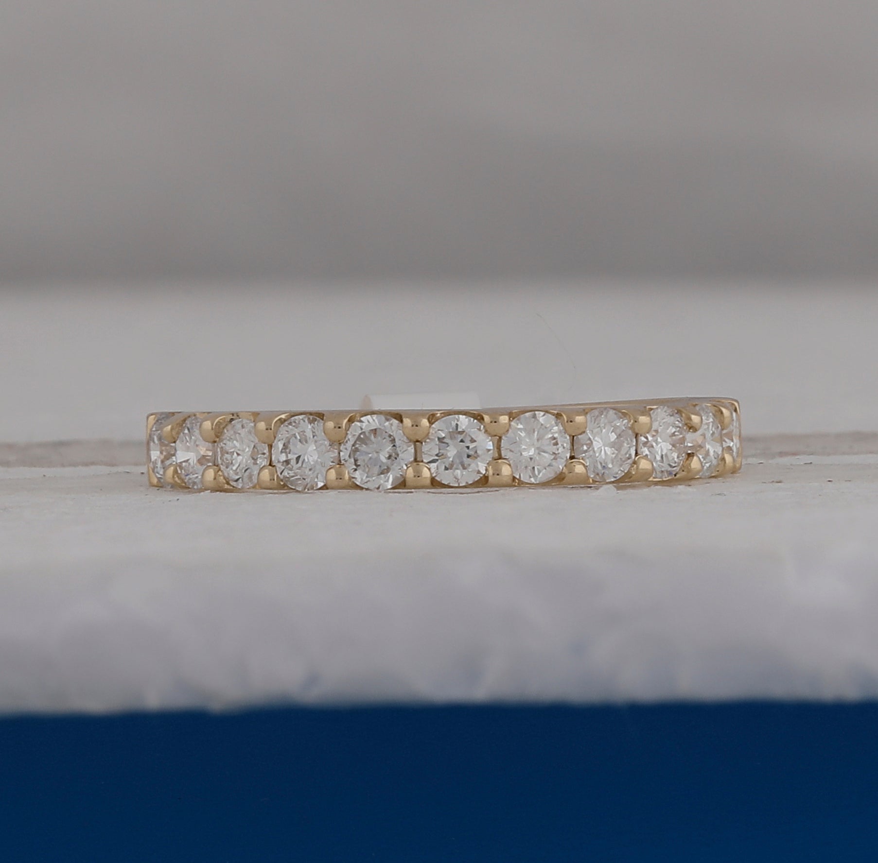 14K Yellow Gold Round Diamond Women's Wedding Single Row Band 3/4 Cttw - Splendid Jewellery