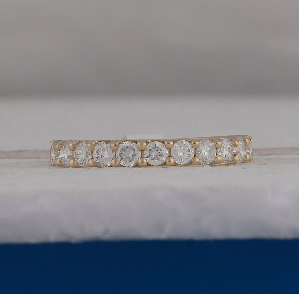 14K Yellow Gold Round Diamond Women's Wedding Single Row Band 3/4 Cttw - Splendid Jewellery