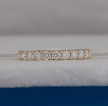 Load image into Gallery viewer, 14K Yellow Gold Round Diamond Women's Wedding Single Row Band 3/4 Cttw - Splendid Jewellery