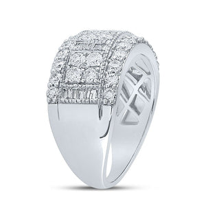 14kt White Gold Baguette Diamond Anniversary Band - A Timeless Sparkle - Splendid Jewellery