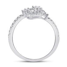 Load image into Gallery viewer, 14kt White Gold Baguette Diamond Bisected Band Ring 1/2 Cttw | Splendid Jewellery - Splendid Jewellery