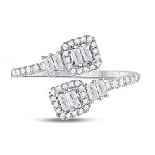 Load image into Gallery viewer, 14kt White Gold Baguette Diamond Bisected Band Ring 1/2 Cttw | Splendid Jewellery - Splendid Jewellery