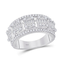 Load image into Gallery viewer, 14kt White Gold Baguette Diamond Elegance Band - Splendid Jewellery