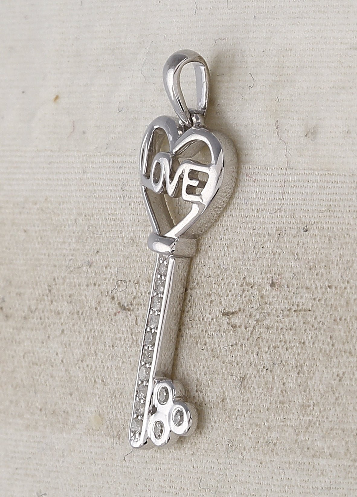 Sterling Silver Round Diamond Sterling Silver Womens Love Key Pendant 1/10 Cttw - Splendid Jewellery