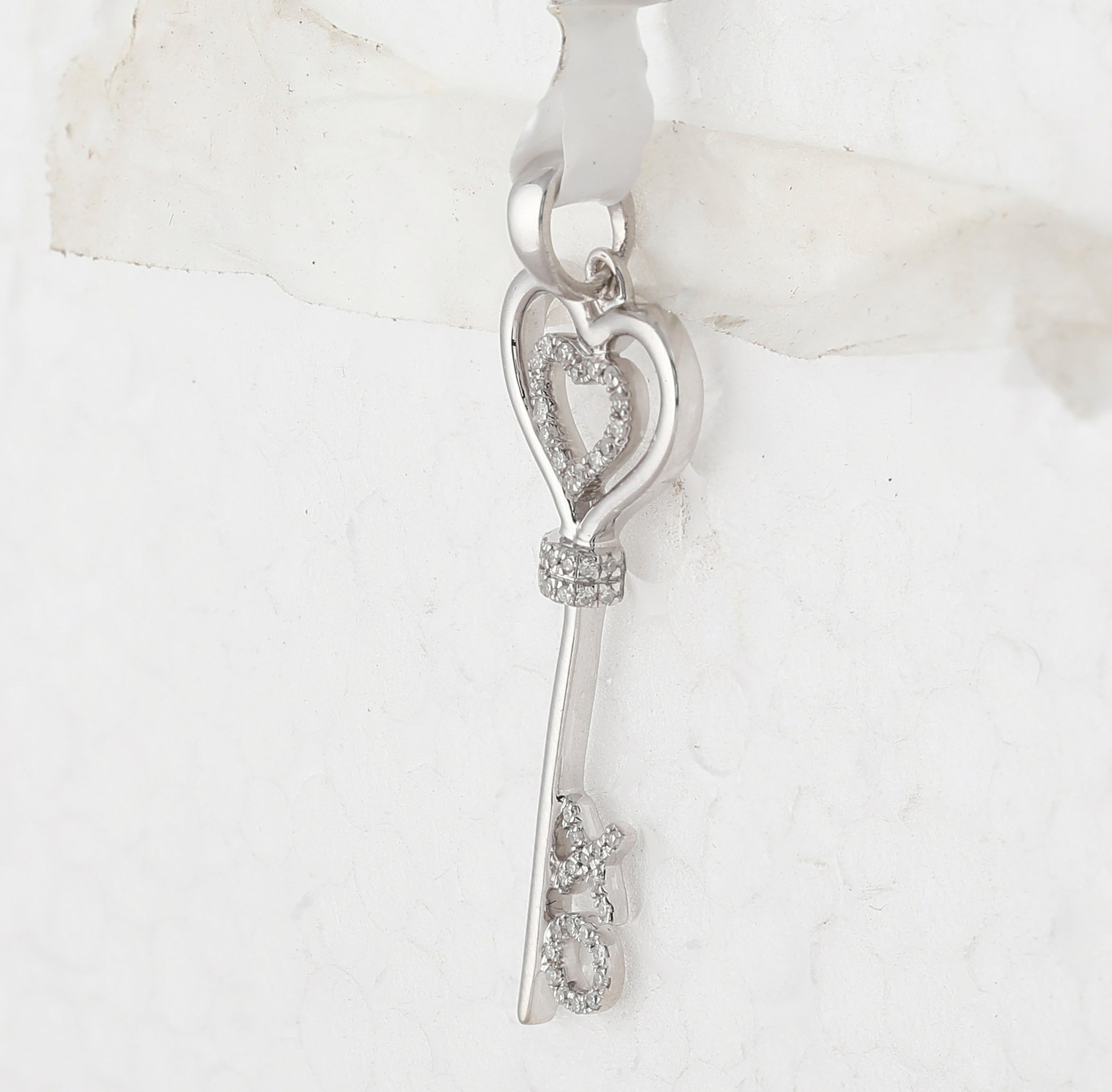 Sterling Silver Round Diamond Sterling Silver Womens Heart Key Pendant 1/8 Cttw - Splendid Jewellery