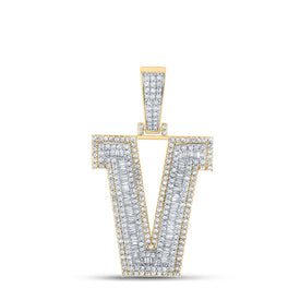 14K Two - tone Gold Round Diamond Cn Initial 