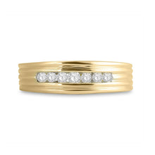 Load image into Gallery viewer, Captivating Brilliance: 10kt Yellow Gold Men's Round Diamond Wedding Single Row Band Ring 1/4 Cttw - Splendid Jewellery
