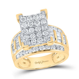 Captivating Brilliance: 10kt Yellow Gold Round Diamond Cluster Bridal Wedding Engagement Ring 2 Cttw product  Top View from Splendid Jewellery