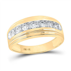 Captivating Cluster of Love: 14kt Yellow Gold Men's Diamond Wedding Band Ring - Top View
