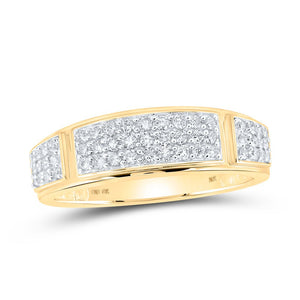 Captivating Love Story | 10kt Yellow Gold His Hers Round Diamond Cluster Matching Wedding Set 1 - 3/8 Cttw - Splendid Jewellery