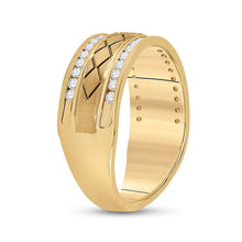 Load image into Gallery viewer, Captivating name: &quot;Radiant Brilliance 14kt Yellow Gold Men&#39;s Diamond Wedding Band Ring&quot; - Side View