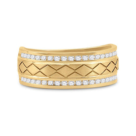 Captivating name: "Radiant Brilliance 14kt Yellow Gold Men's Diamond Wedding Band Ring" - Front View
