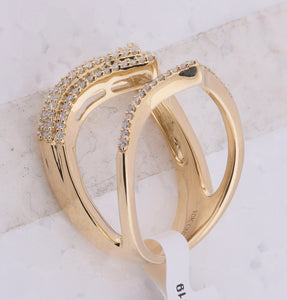 Dazzling Diamond Elegance: 10kt Yellow Gold Womens Round Diamond Chevron Band Ring 3/8 Cttw - Splendid Jewellery