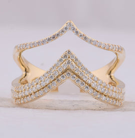 Dazzling Diamond Elegance: 10kt Yellow Gold Womens Round Diamond Chevron Band Ring 3/8 Cttw - Splendid Jewellery