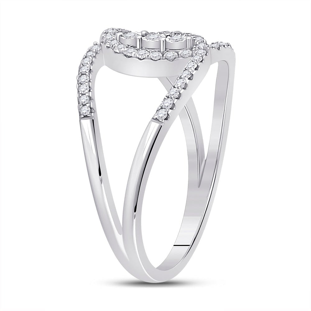 Dazzling Trio | 14kt White Gold Womens Round Diamond Fashion 3 - stone Ring 1/5 Cttw - Splendid Jewellery