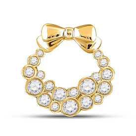 Radiant Gold and Diamond Holiday Wreath Pendant product  Top View from Splendid Jewellery