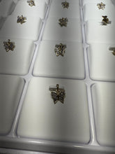 Load image into Gallery viewer, Enchanting Gold Butterfly Diamond Pendant - Splendid Jewellery